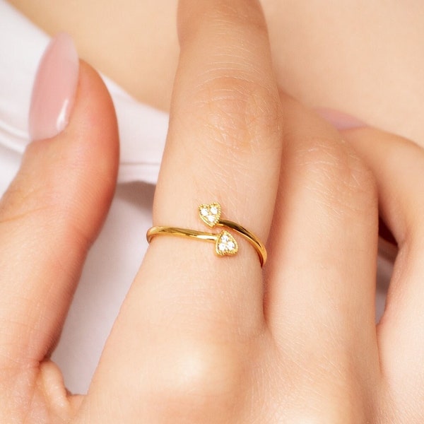 14K Solid Gold Tiny Double Heart Ring, Delicate Two Heart Ring, Open Ring, Petite Two Heart Ring, Gold Stackable Ring, Minimalist Jewelry,
