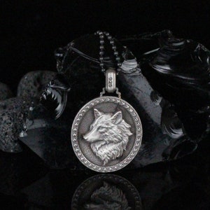Sterling Silver Wolf Medallion Necklace, Wolf Coin Necklace, Engraved Medallion Necklace, Wild Animal Necklace, Gothic Jewelry, Gift for Him