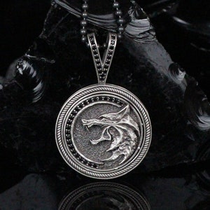 Engraved Wolf Medallion Necklace, Monster Hunter Necklace, Wolf Coin Necklace, Men Fantasy Necklace, Wolf Jewelry, Witcher Necklace