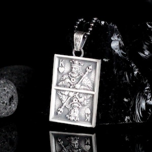 Collier de cartes à jouer roi de coeur en argent sterling 925, collier de cartes de poker gothique pour homme, cadeau unique pour les joueurs, bijoux de cartes en argent