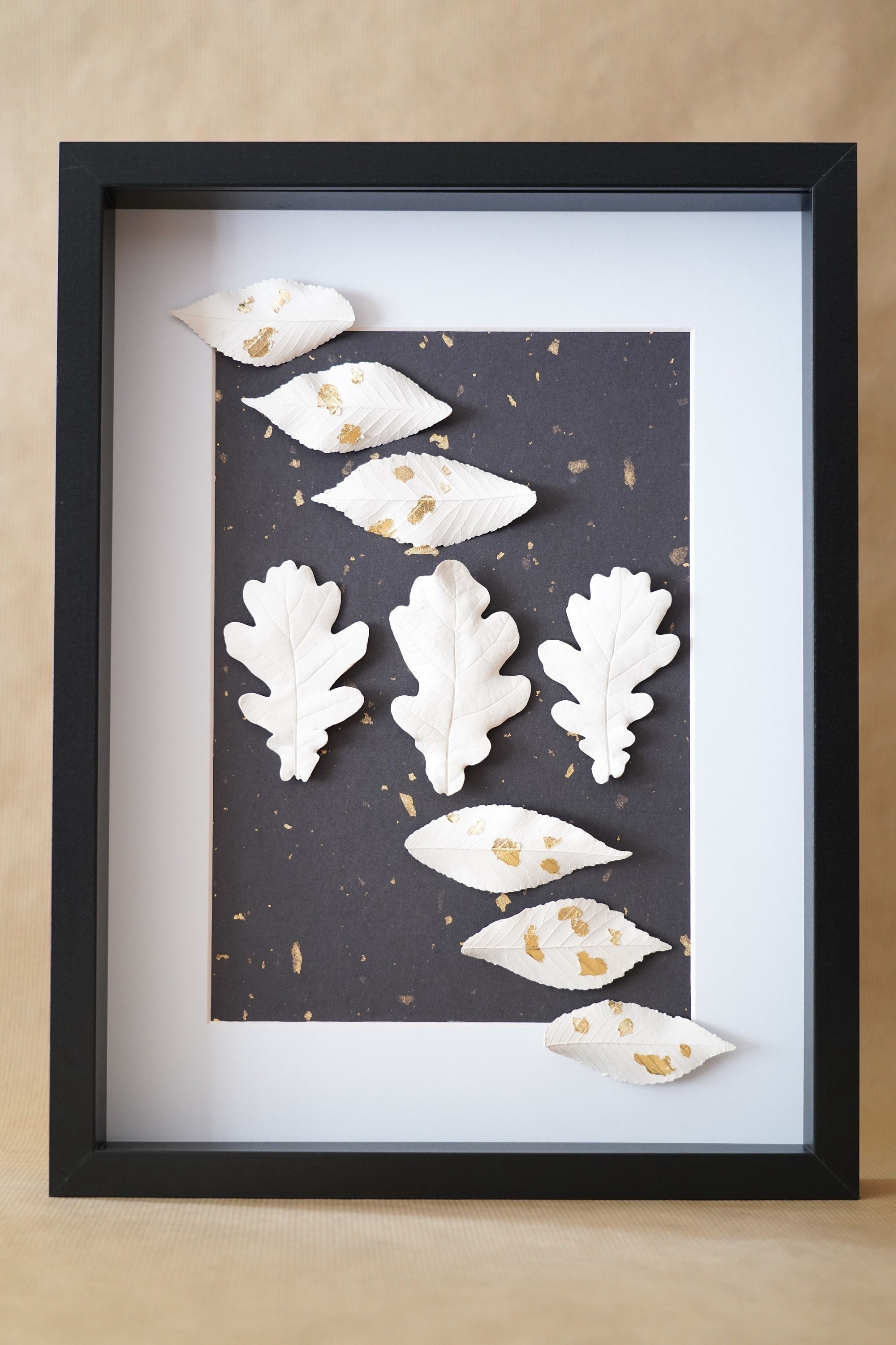 Composition Végétale, Feuilles de Chêne et Orme; Empreinte en Plâtre.