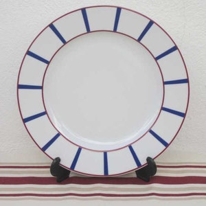 6 Assiettes plates porcelaine basque bleu et rouge image 2