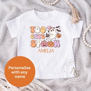 Camiseta de Halloween personalizada, bonito regalo de Halloween, regalo para niños, camiseta para niños pequeños, Halloween 2025, camiseta retro de Halloween, demasiado linda imagen 1