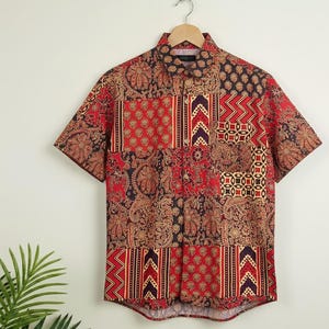 Camisa de algodón para hombre con estampado floral tradicional: ropa informal