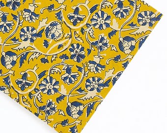 Tela de algodón con estampado floral amarillo mostaza: Estampado indio a mano con bloques.