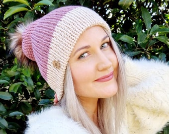 Bonnet 100 % laine mérinos australienne | « BAIES NATURELLES » | Adulte moyen | Pompon luxueux en fausse fourrure amovible | Réversible | Visière convertible