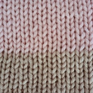 100% Australian Merino wool beanie 'SHWHEAT PINK' Medium adult Detachable, luxury faux fur pom Reversible Convertible brim image 4