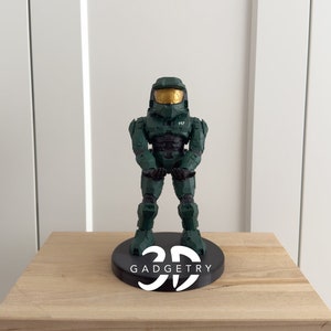 Master Chief Halo Controller Holder, Gaming Display Stand , Video Game Gift For Him, Spartan Soldier Desk Decor, Gamer Room Setup