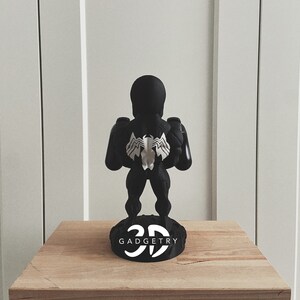 Personalized Venom gaming stand, the ultimate Valentine’s gift for him. Add his name or a special message to make it the perfect gift for gamers.