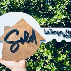 Key Realtor Sign | Personalized Realtor Sign | Sold By Key Sign | Sold Key Sign For Realtor | Realtor Closed Sign | Sold By Sign