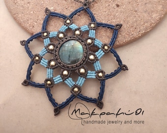 Makramee Mandala Halskette. Labradorit geometrische Anhänger. Eleganter Schmuck. Verstellbare Halskette. Perfekte Geschenkidee.