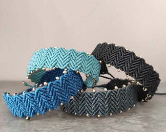 Macrame cuff bracelet. Handmade beaded bracelet. Zig zag armband. Elegant macrame jewelry.