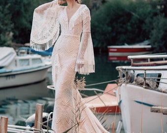 Boho Wedding Dress: Vintage Ivory Lace Gown with Fringed Sleeves