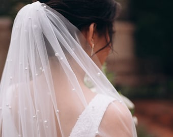 Pearl veil Long white veil wedding Ivory Veil Bridal veil Fingertip Cathedral Veil Double Tier Veil Two layer veil Modern Fingertip Veil