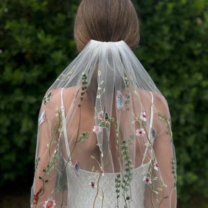 Embroidered Wildflower Wedding Veil: Floral Boho Bridal Veil, Fingertip Length