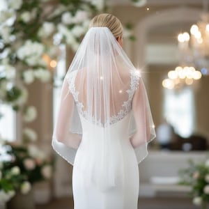 Sparkling Crystal Wedding Veil: Long One-Tier Cathedral Veil with a comb