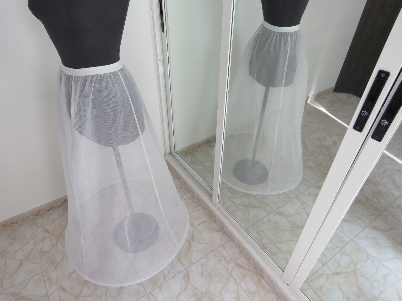 Bridal Petticoat, Petticoats Unique Size, 3 Hoop Underskirt, Wedding  Petticoat, Crinoline Bridal Wedding, One-tiered Netted Petticoat, Skirt -   Canada