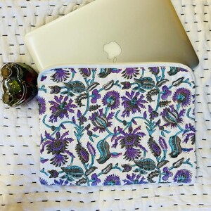 Laptop Bag For 13-Inch laptop- MacBook/ MacBook Air, iPad Pouch Gift For Her, Floral Laptop Sleeve, Cotton Quilted Laptop Case With Zipper