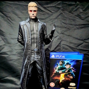 1/6 Resident Evil Albert Wesker mit Wechselköpfen