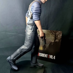 Resident Evil 4 Remake Albert Wesker 1/6 Statue image 9