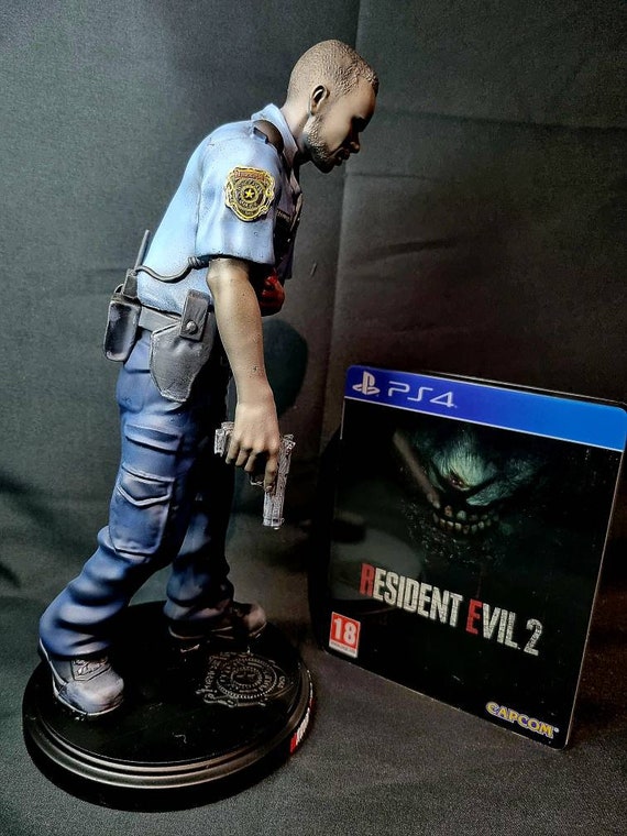 Resident Evil 2 Tyrant MR X 1/6 Scale Statue W/ Base wet Look