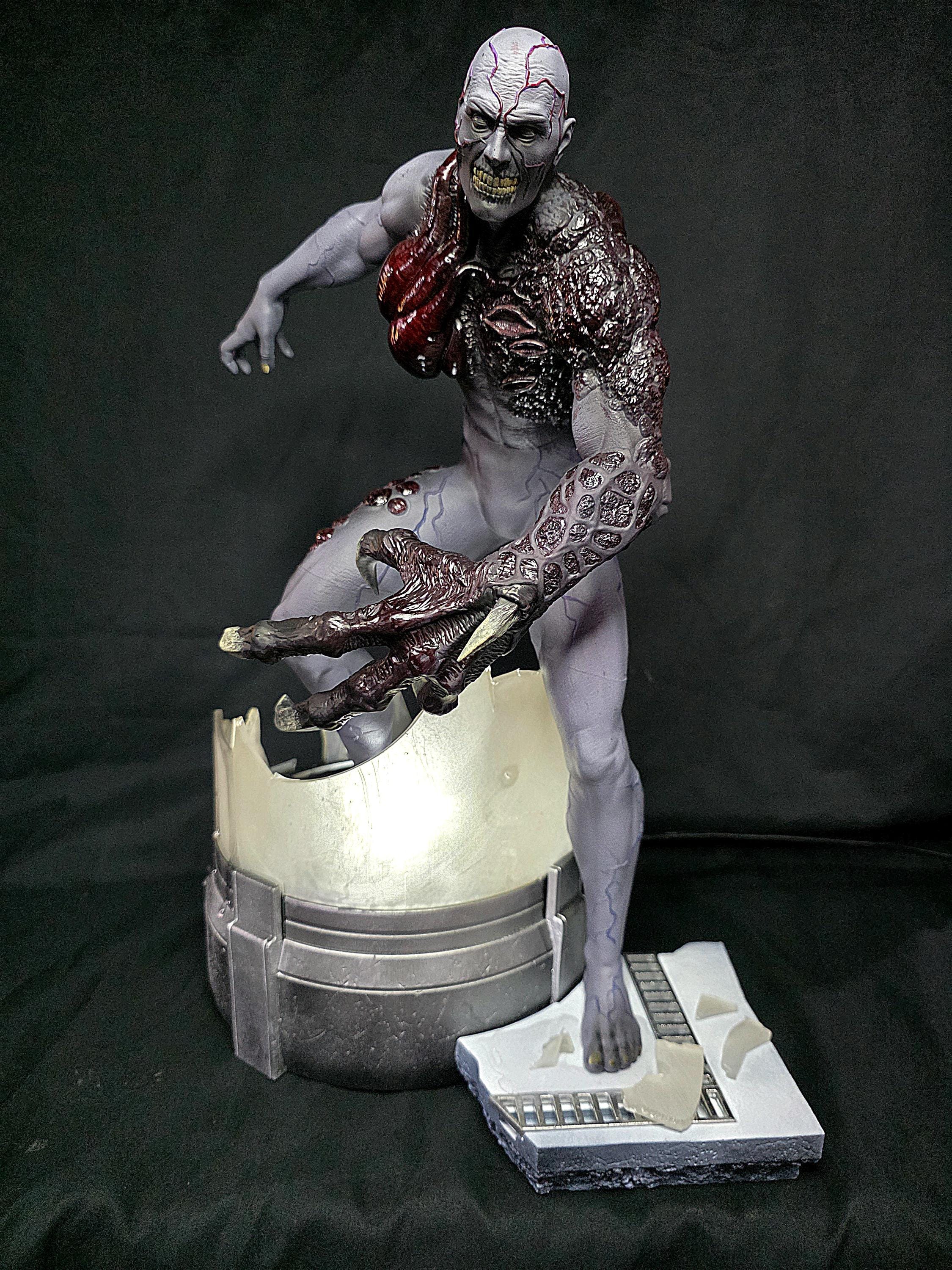 バイオハザード タイラント 1/6スケール スタチュー USBライト付き