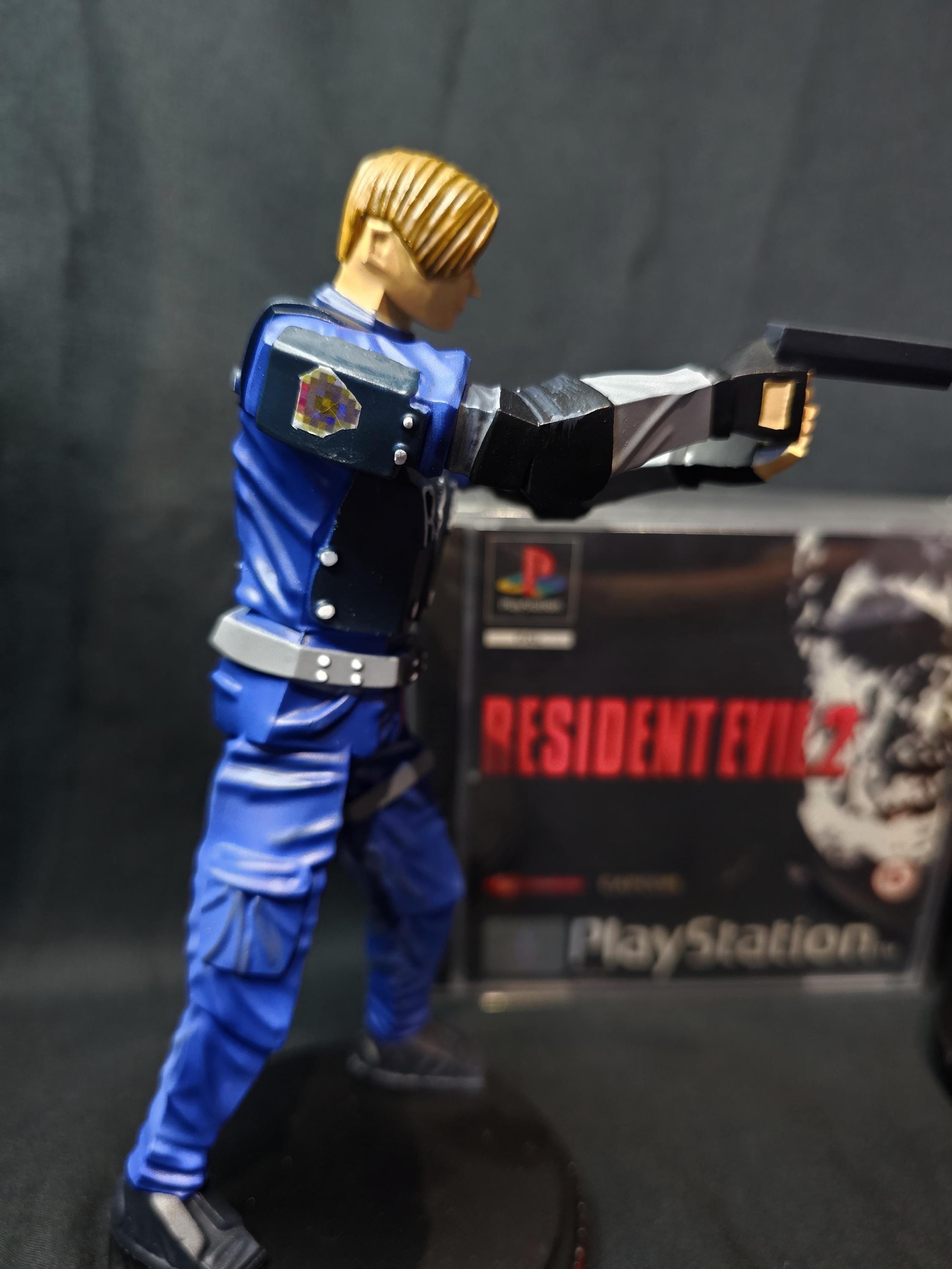 Resident Evil 2 Leon Kennedy Low Poly Series - Etsy