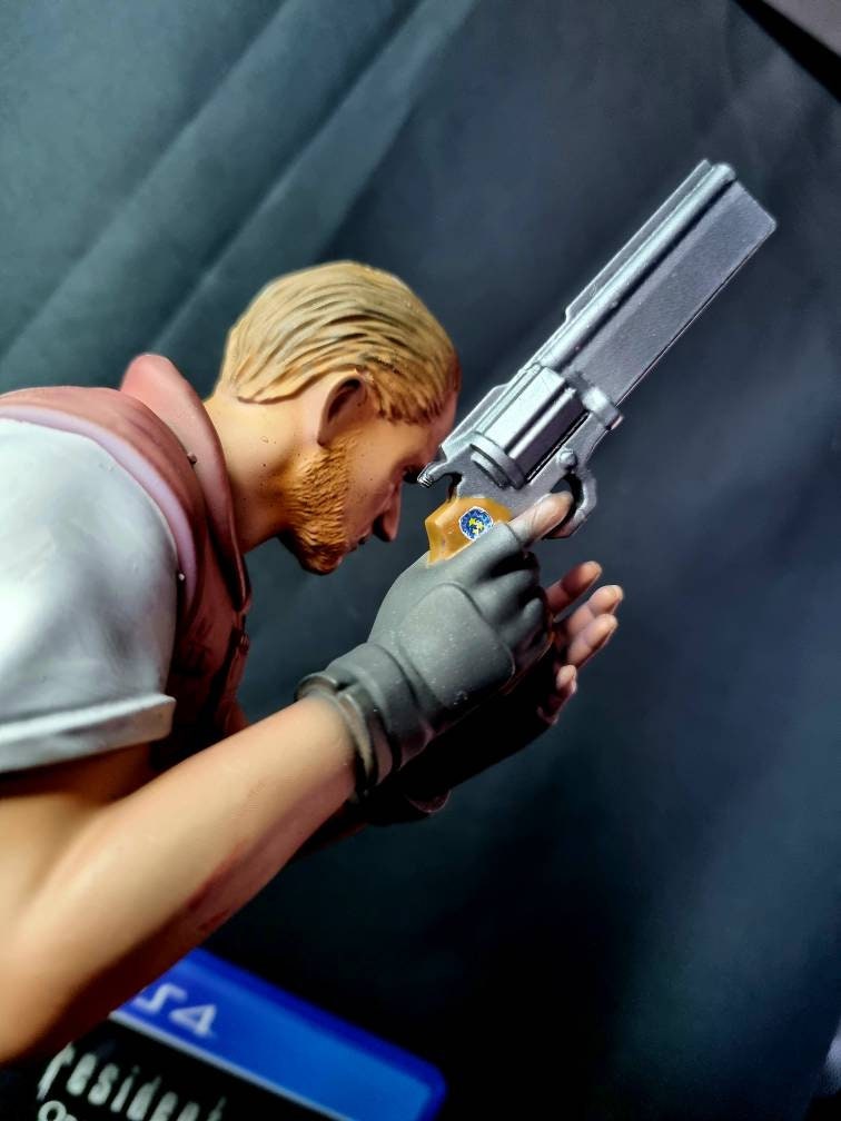 バイオハザード バリー・バートン 1/6 フィギュア（台座付き） - Etsy 日本