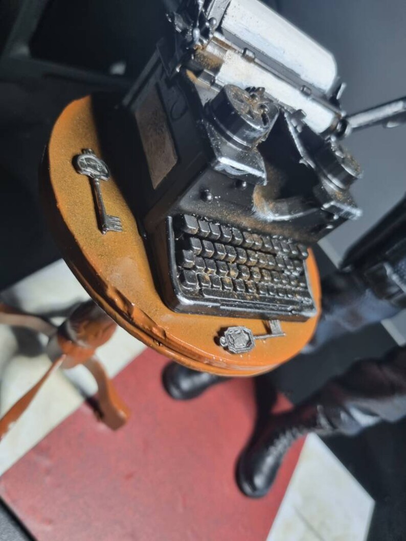 Resident Evil 1/6 Typewriter Table & Keys Etsy