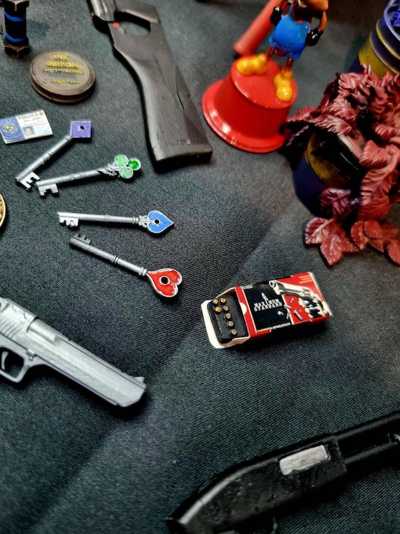 バイオハザード 1/6 アイテムボックスとアクセサリー - Etsy 日本