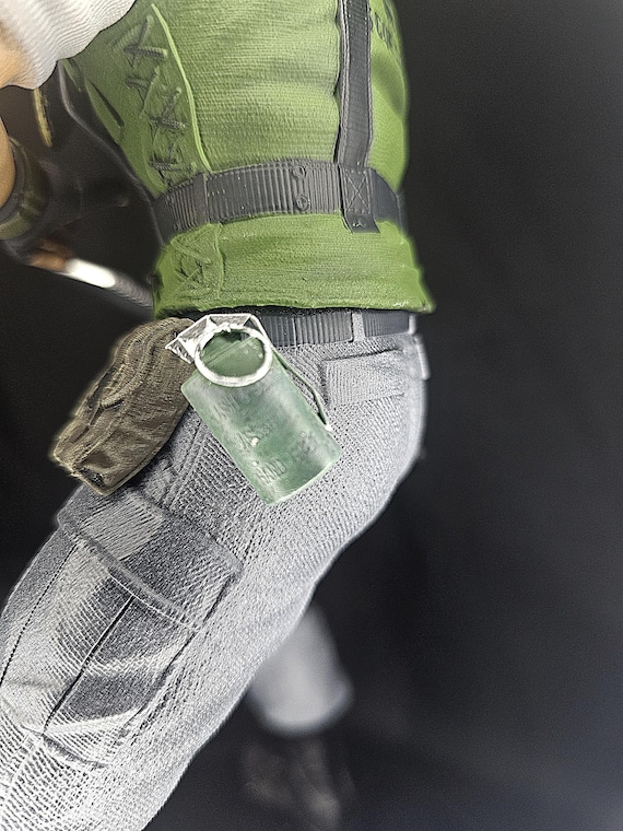 クリス・レッドフィールド STARS 1/6 スタチュー バイオハザード対応