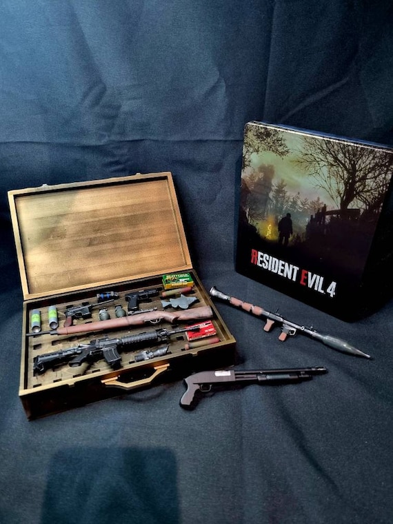バイオハザード RE4 レザースタイルマルチケース 非売品 特典 レオン オリコ BIOHAZARD RE:4 COLLECTOR'S EDITION｜イーカプコン