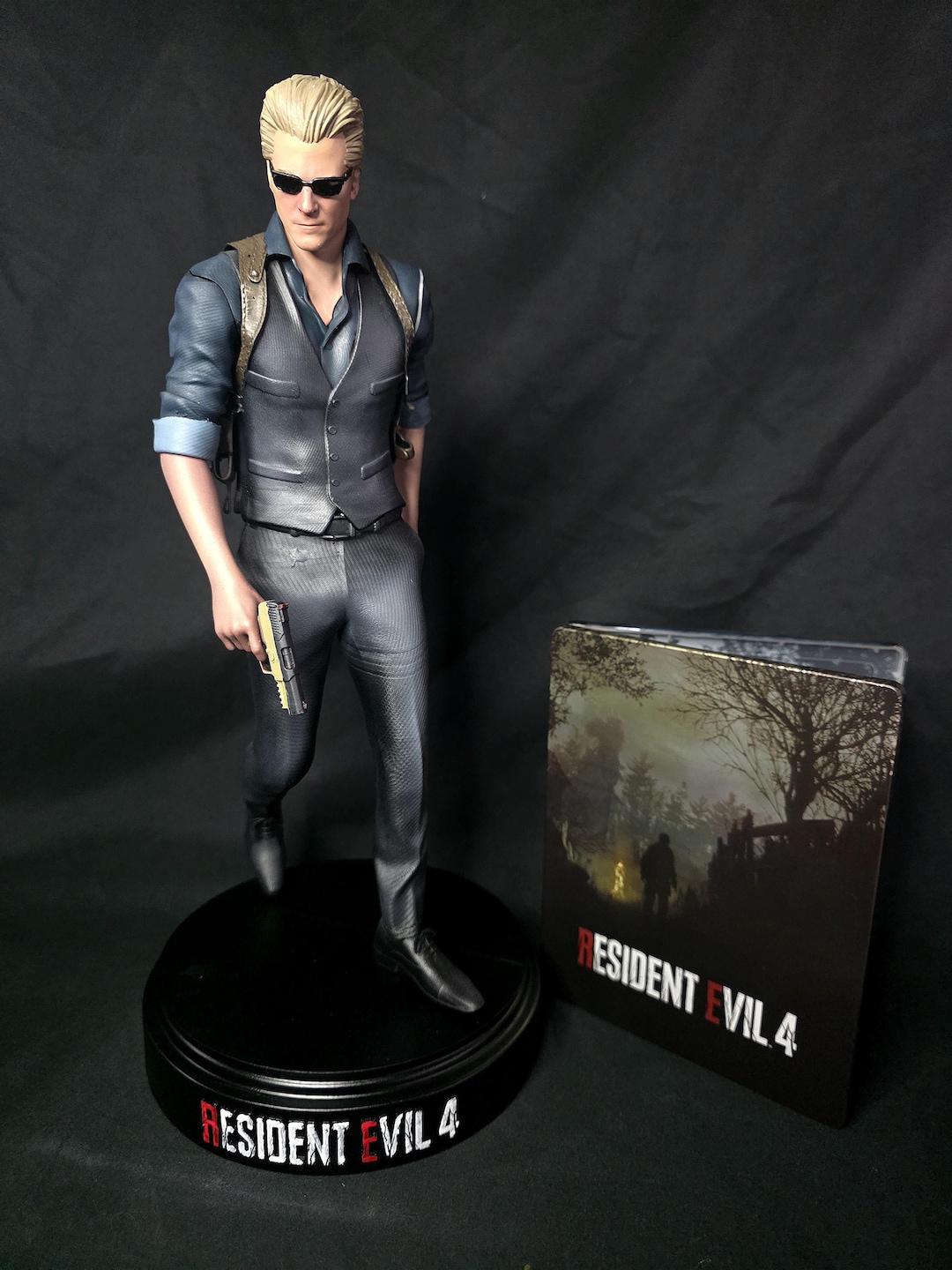 Resident Evil 4 Remake Albert Wesker 1/6 Statue - Etsy Canada