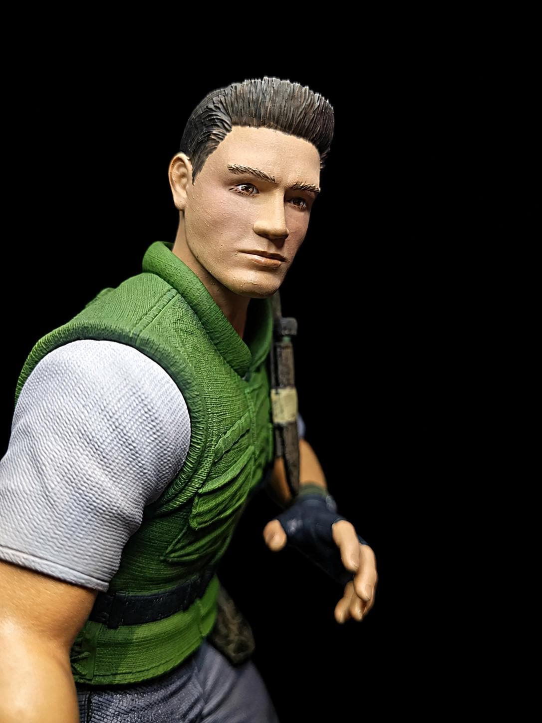 クリス・レッドフィールド STARS 1/6 スタチュー バイオハザード対応