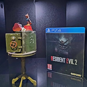 Resident Evil Accessories, safe and table 1/6