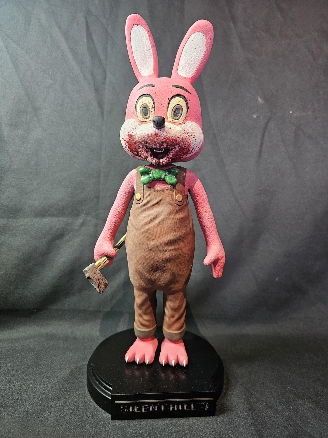 1/6 サイレントヒル3 ロビー・ザ・ラビット - Etsy 日本
