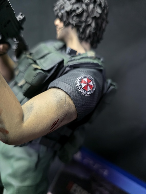 カルロス・オリヴェイラ バイオハザード3 1/6スケールフィギュア（台座