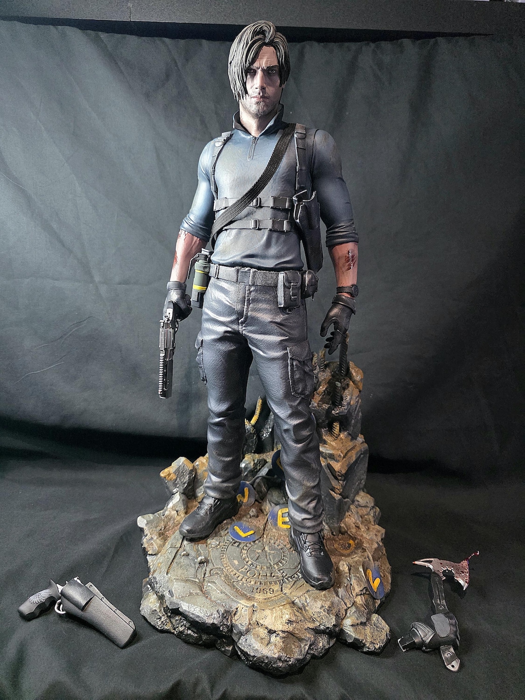 Leon Kennedy 1/6 Scale Premium Statue (no Jacket) Compatible With