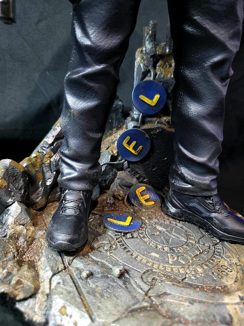 Resident Evil Requiem Leon Kennedy 1/6 Scale Premium Statue (Jacket) image 14