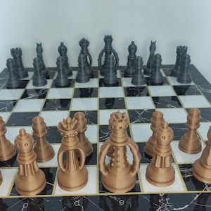 Jeu d&#39;échecs, jeu d&#39;échecs de haute qualité et fait main, jeu d&#39;échecs imprimé 3D avec échiquier