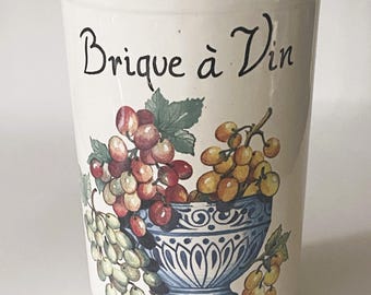 Enfriador de vino de cerámica vidriada con diseño de uvas/vid. Altura: 21 cm. Vintage, francés.