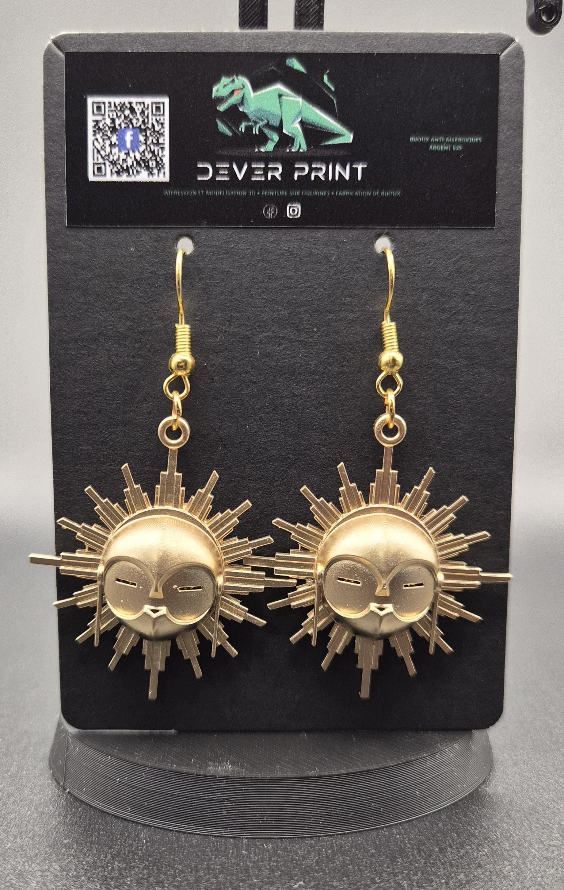Gold Esquie Earrings | Chiaroscuro Expedition 33 | Gamer Jewelry