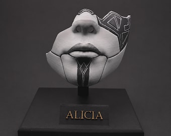 Masque d’Alicia taille réelle sur socle – Décoration Clair Obscur Expedition 33 – Réplique gaming imprimée en 3D