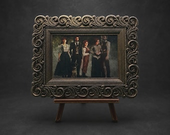 Dessendre Family Frame with Easel – Chiaroscuro Expedition 33 | Gustave and Maelle Collectible Decoration | 17 × 13 cm