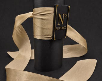 Brassard numéro personnalisé – Accessoire cosplay fantasy noir et doré – Plaque imprimée en 3D – Ruban ajustable