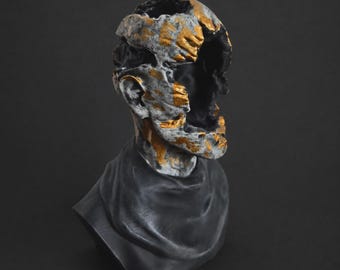 Curator Bust 17 cm | Chiaroscuro Expedition 33 | Collectible Statue | Gamer Decoration | Geek RPG Gift | Fan Art