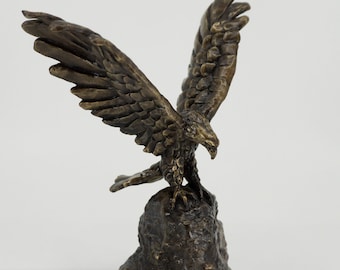 American eagle bronze sculpture | Eagle spreading wings vintage statue | Golden eagle on a cliff figurnine | Freedom eagle bronze statuette