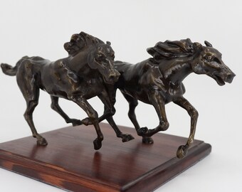 Pair of running horses bronze sculpture | Home decor statue | Galloping horses vintage statue | Couple horses running statue | Bronze statue