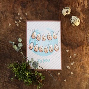 Osterkarte mit Osterei-Girlande Postkarte zu Ostern nachhaltige Karte Recyclingpapier