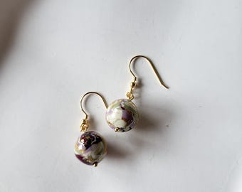 Ohrringe Kugeln grün-gelb-violett, handgemacht, aus Polymerton, Frühling